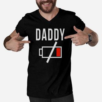 Daddy Battery Power Low, best christmas gifts for dad Men V-Neck Tshirt - Seseable