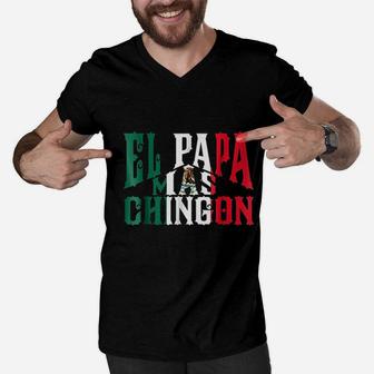 El Papa Mas Chingon Funny Spanish Dad Men V-Neck Tshirt - Seseable