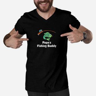 Kids Papas Fishing Buddy Grandson Or Granddaughter Fish Shirt Men V-Neck Tshirt | Seseable FR