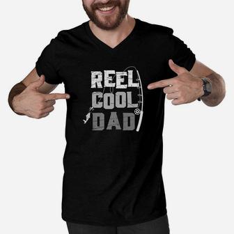 Mens Reel Cool Dad Fishing Daddy Fathers Day Gift Men V-Neck Tshirt - Seseable