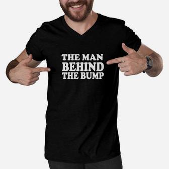 Mens Soon To Be Dad Gift The Man Behind The Bump For Dad Men V-Neck Tshirt - Seseable