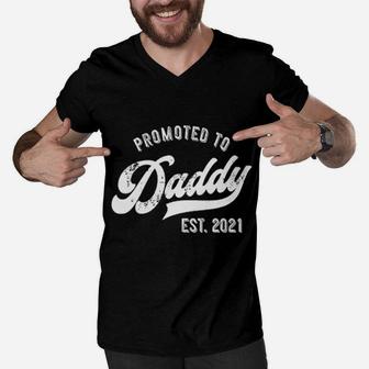 Promoted To Daddy 2021 Funny New Dad Men V-Neck Tshirt - Seseable