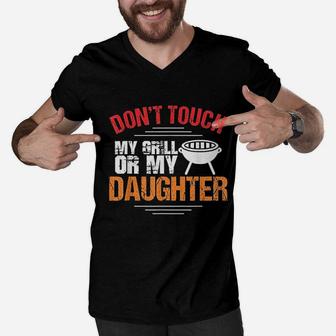 Protective Daddy Daughter Dad Barbecue Grilling Gift Men V-Neck Tshirt - Seseable