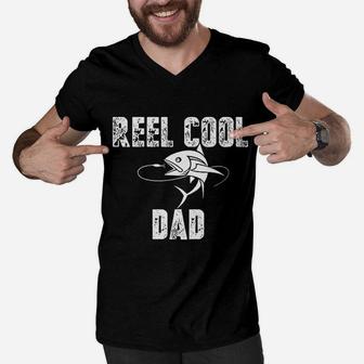 Reel Cool Dad Papas Fishing Buddy Great Gift For A Father Funny Fisherman Joke Men V-Neck Tshirt - Seseable