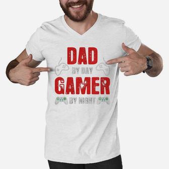 Fathers Day Dad By Day Gamer By Night Funny Men V-Neck Tshirt - Seseable