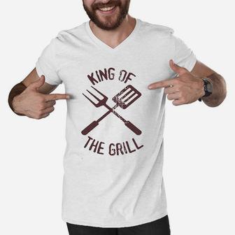 Fathers Day King Of The Grill, dad birthday gifts Men V-Neck Tshirt - Seseable