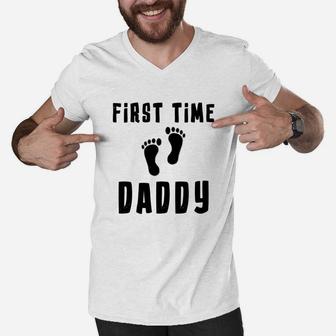 Mens First Time Daddy Funny For New And Expecting Dads Men V-Neck Tshirt - Seseable
