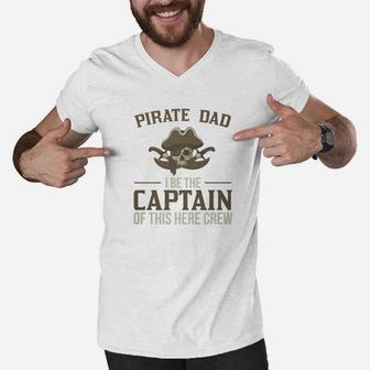 Pirate Dad I Be The Captain Of This Crew Men V-Neck Tshirt - Seseable