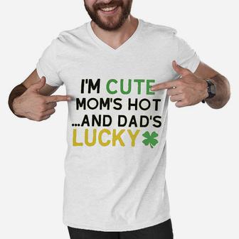St Patricks Day Onesie Outfit Dads Lucky Men V-Neck Tshirt - Seseable