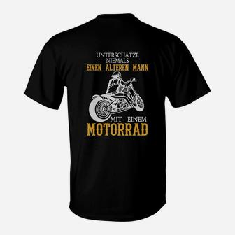 Älterer Mann Auf Seinem Motorrad T-Shirt - Seseable