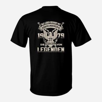 Geburtsjahr Legenden Schwarzes T-Shirt, Personalisierte Geburtstagsüberraschung - Seseable