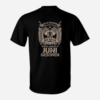 Personalisiertes Juni Königinnen Geburtstags-T-Shirt in Schwarz - Seseable