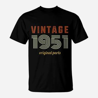 1951 Vintage Retro Men Women 71 Years Old 71st Birthday Gift T-Shirt - Seseable