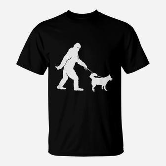 Bigfoot Sasquatch Walking Husky Dog Lovers Gift T-Shirt - Seseable