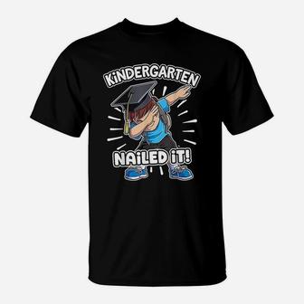 Dabbing Graduation Boy Kindergarten Class Of 2020 Nailed It T-Shirt - Seseable