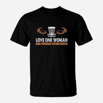 Disc Golf-love One Woman And Several Flying Discs T-Shirt - Seseable