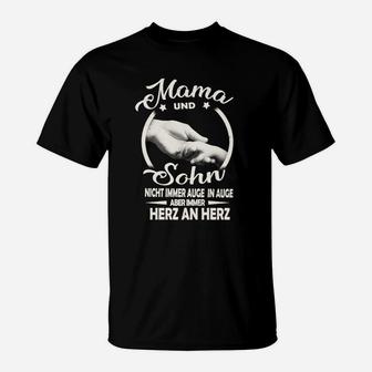 Mama und Sohn Herz an Herz T-Shirt, Liebevolles Design für Mütter - Seseable