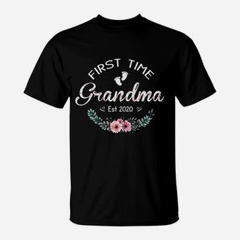Promoted To Grandma Est 2020 First Time Grandma Floral T-Shirt - Seseable