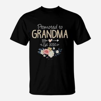 Promoted To Grandma Est Mothers Day New Grandma T-Shirt - Seseable