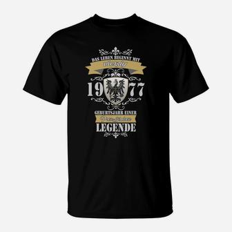 Schwarzes Löwenwappen Geburtstagsjahr T-Shirt, Legenden-Spruch - Seseable