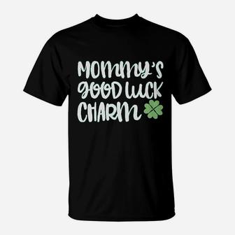 St Patricks Day Irish Mommys Good Luck Charm T-Shirt - Seseable
