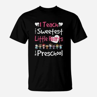 Valentines Day Preschool Teacher For Teachers In Love Gift T-Shirt - Seseable