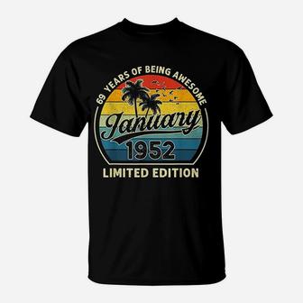 Vintage January 1952 Retro 70 Years Old 70th Birthday Gift T-Shirt - Seseable