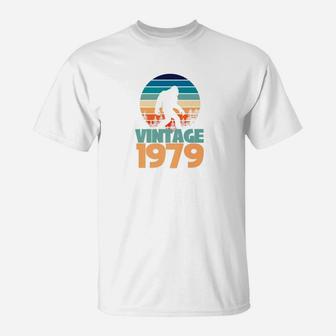 Birthday Vintage 1979 Bigfoot Gift Yeti T-Shirt - Seseable