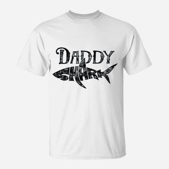 Daddy Shark, best christmas gifts for dad T-Shirt - Seseable