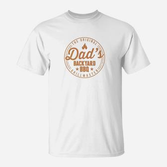 Dads Backyard Bbq The Original Grillmaster Father Premium T-Shirt - Seseable