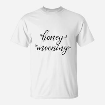 Honeymooning Couples Just Married Vacation Honeymoon T-Shirt - Seseable