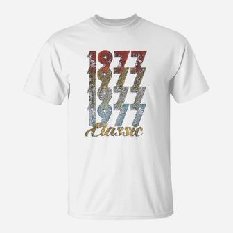 Vintage 1977 Classic 1970s Retro 70s T-Shirt - Seseable