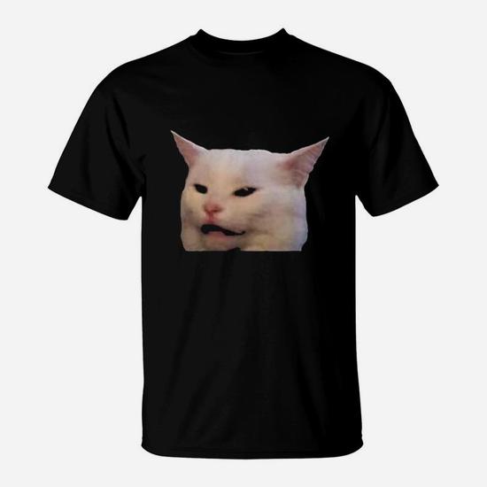 Woman Yelling At A Cat Confused T-Shirt Woman Yelling At A Cat Confused T-Shirt