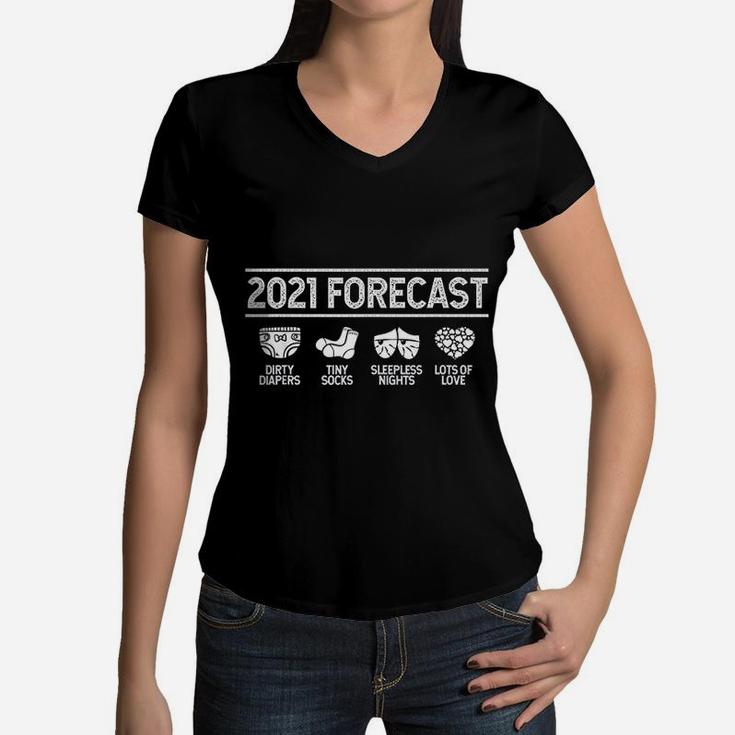 2021 Forecast New Mom Dad Expecting Baby Announcement Women V-Neck T-Shirt