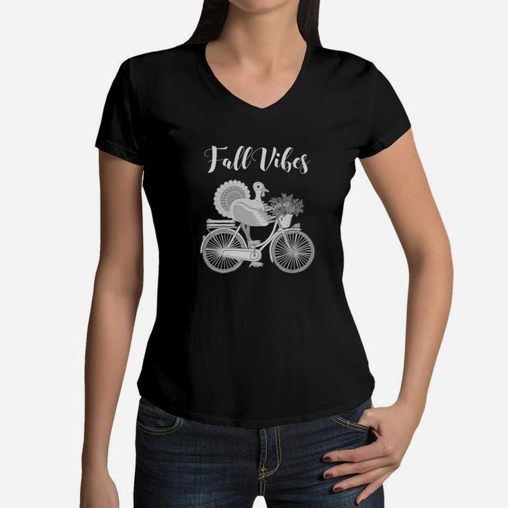 Fall Vibes Retro Thanksgiving Turkey Bicycle Vintage Women V-Neck T-Shirt