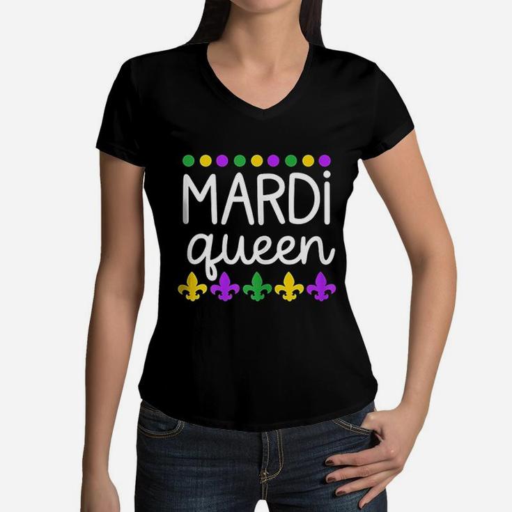 Family Matching Set Gag Funny Gift For Mom Wife Mardi Queen Women V-Neck T-Shirt