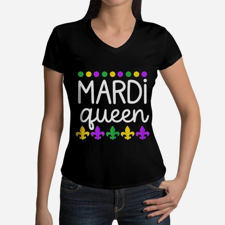 Funny Gift For Mom Wife Mardi Queen Women V-Neck T-Shirt