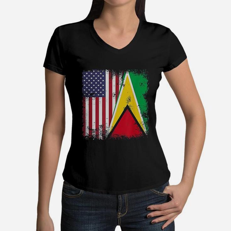 Half Guyanese Flag Vintage Guyana Usa Gift Women V-Neck T-Shirt
