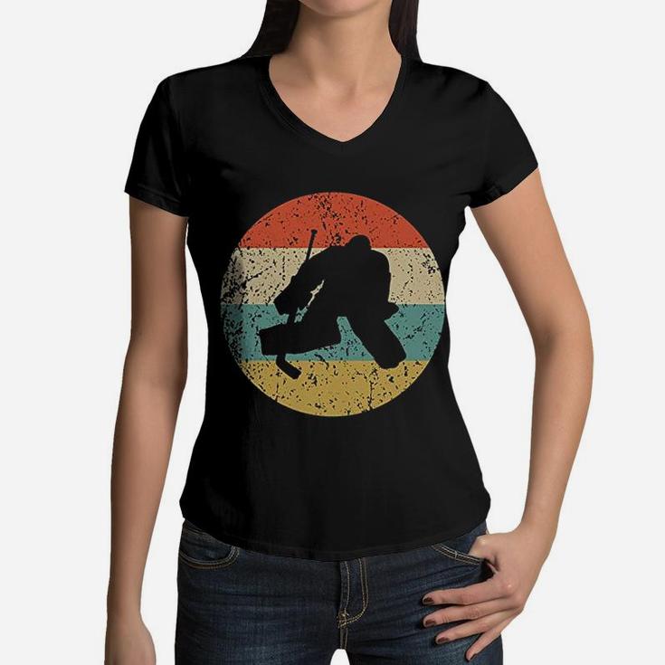 Hockey Vintage Retro Hockey Goalie Women V-Neck T-Shirt