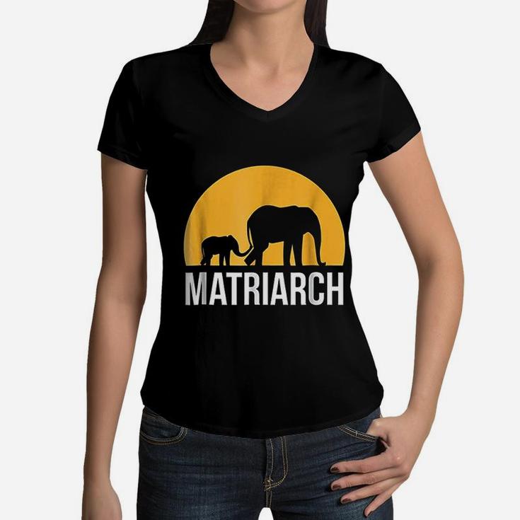 Matriarch Elephant Mom Cute Mothers Day Gifts Women V-Neck T-Shirt