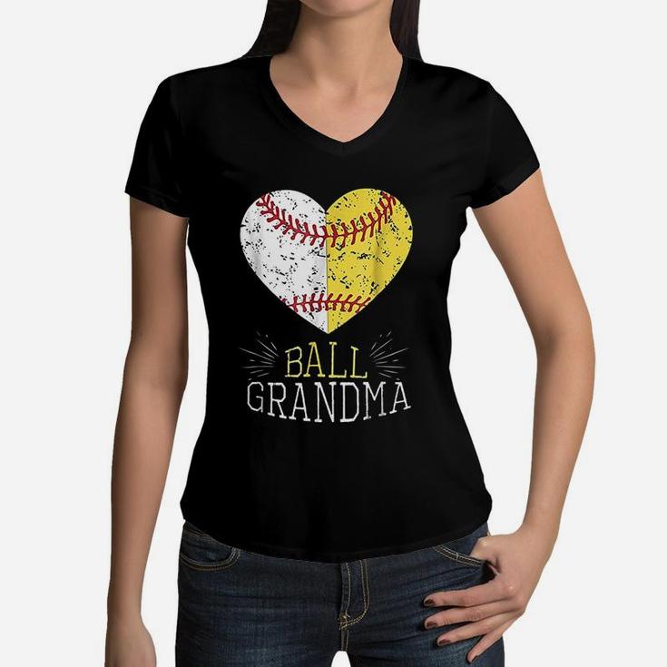 Mom Funny Baseball Ball Funny Grandma Softball Gifts Women V-Neck T-Shirt