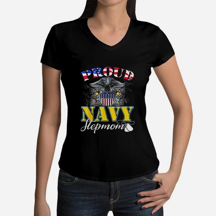 Proud Navy Stepmom With American Flag Veteran Gift Women V-Neck T-Shirt