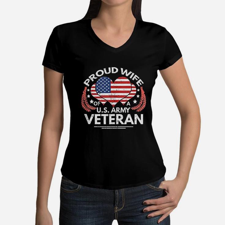 Proud Wife Of Army Veteran Women V-Neck T-Shirt