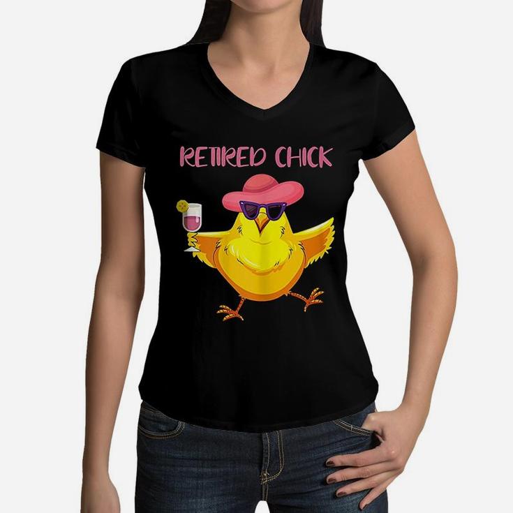 Retired Chick Funny Retirement Gift For Grandma Mom Women V-Neck T-Shirt