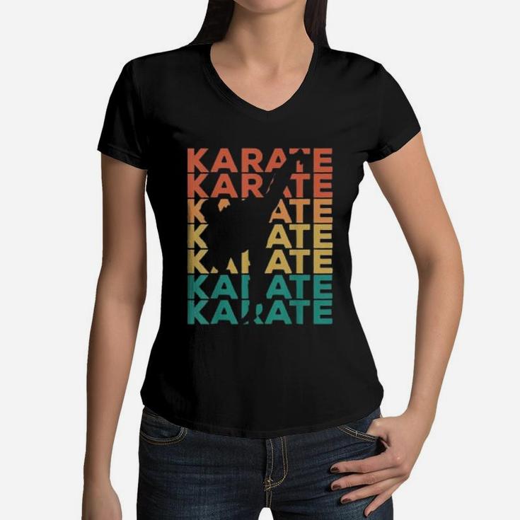 Retro Vintage Karate Gift For Karateka Women V-Neck T-Shirt