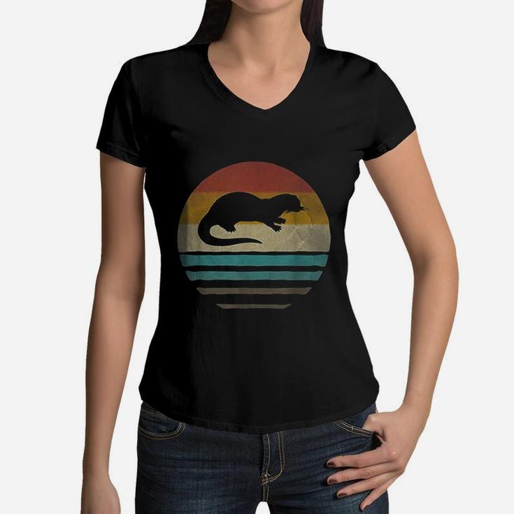 Sea Otter Retro Vintage 60s 70s Silhouette Distressed Gift Women V-Neck T-Shirt