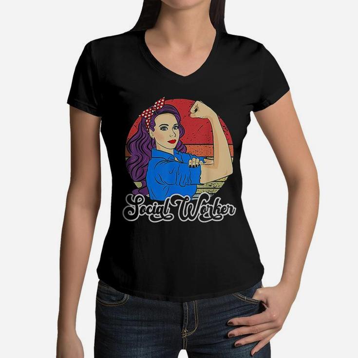 Social Worker Female Gift Vintage Caseworker Strong Woman Women V-Neck T-Shirt