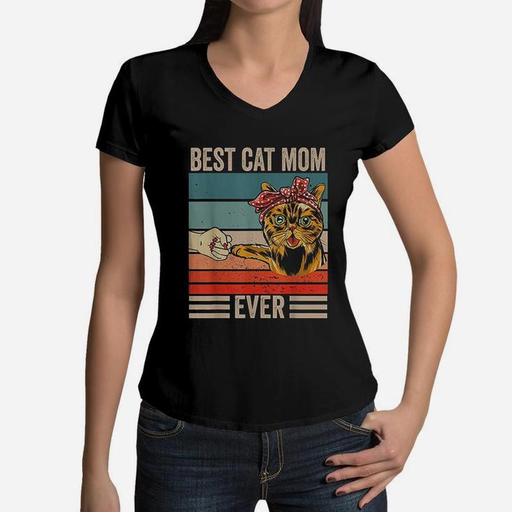 Vintage Best Cat Mom Ever Bump Fist Mothers Day Gifts Women V-Neck T-Shirt