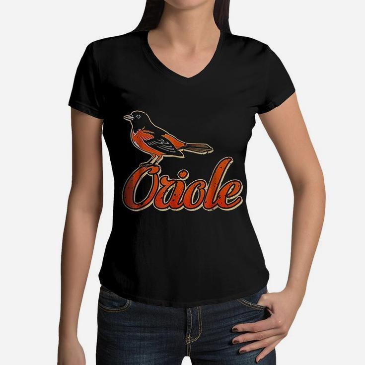 Vintage Oriole Bird Amazing Bird Gift Women V-Neck T-Shirt