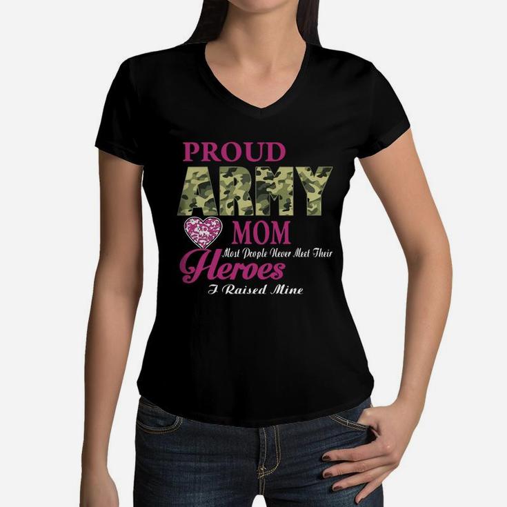 Women's Proud Army Mom Women V-Neck T-Shirt